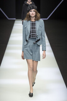 Emporio Armani Fall 2018 Ready-to-Wear , Emporio Armani осень зима 2018 , Fashion show , неделя моды в Милане , MFW , Mainstyles